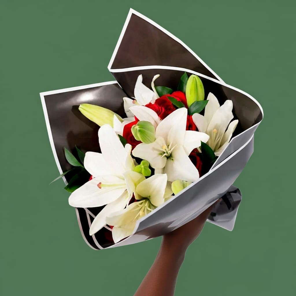 Ramo De 14 Rosas Rojas y Lilys